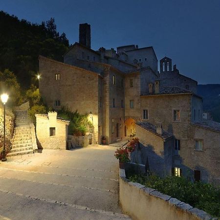 فندق Castello Di Postignano Sellano المظهر الخارجي الصورة