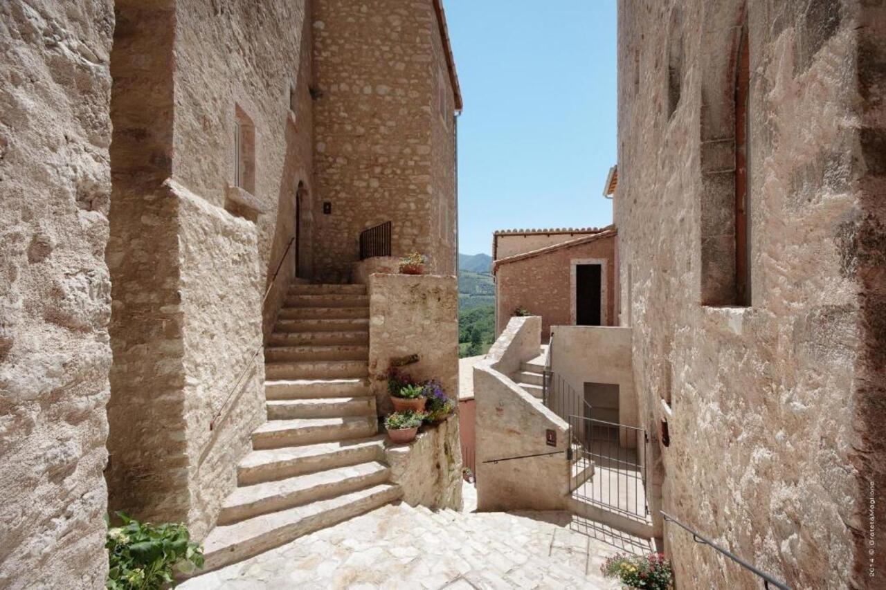 فندق Castello Di Postignano Sellano المظهر الخارجي الصورة